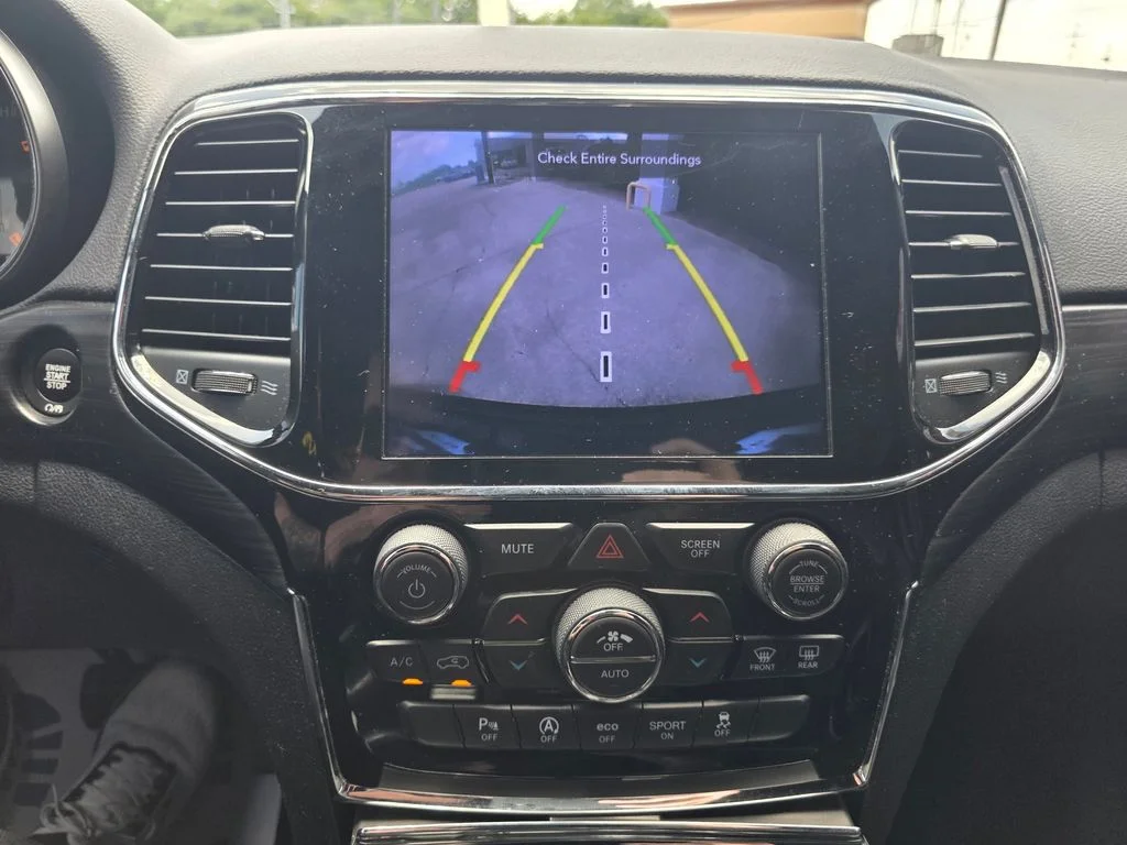 Used 2019 Gray Jeep Altitude image 18