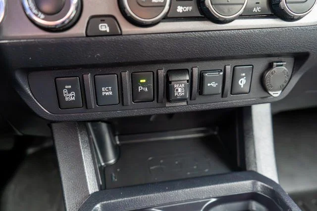 Used 2022 Silver Toyota TRD Off-Road image 28