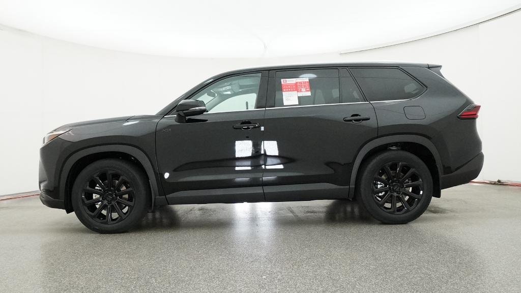 New 2026 Midnight Black Metallic Toyota XLE image 32