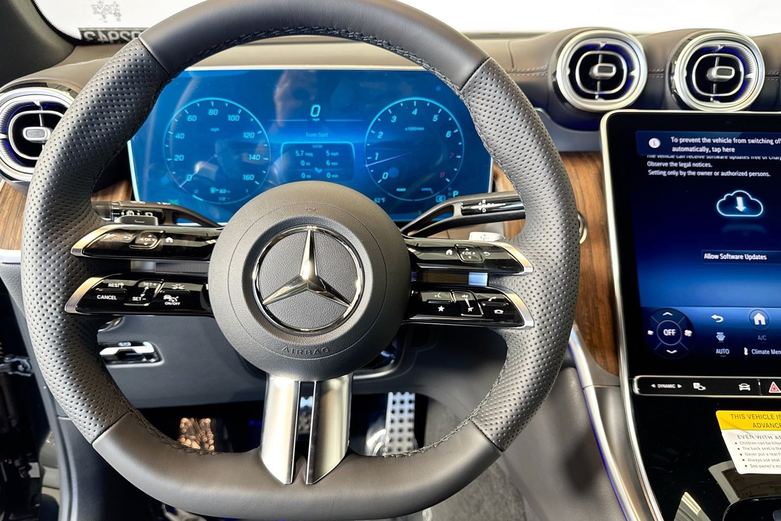 New 2026 Black Mercedes-Benz GLC 300 image 11