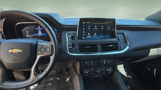 Used 2024 Black Chevrolet High Country image 11