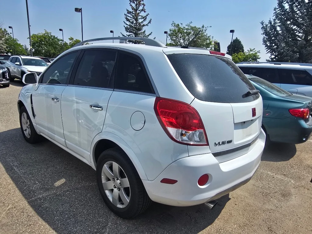 Used 2008 Polar White Saturn XR image 14