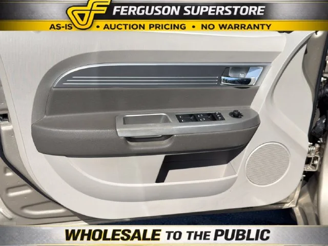 Used 2009 Beige Chrysler Touring image 15