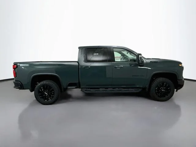 Used 2025 Gray Chevrolet LTZ image 9