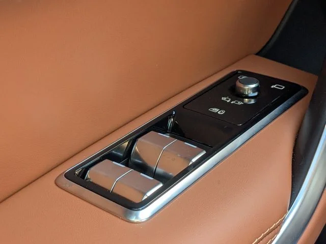 2026 Jaguar F-Pace R-Dynamic S - Photo 21