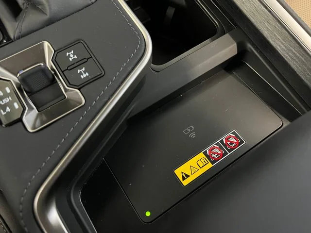 Used 2025 Nori Green Pearl Lexus 550 Overtrail image 23