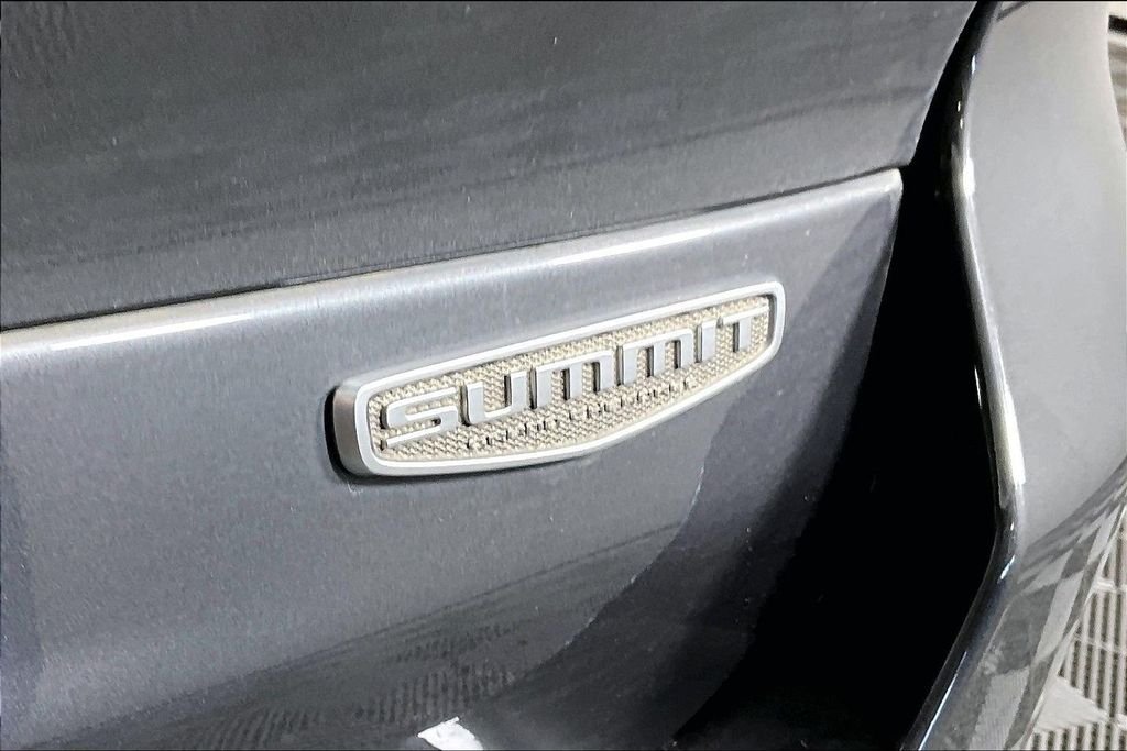 Used 2023 Gray Jeep Summit image 22