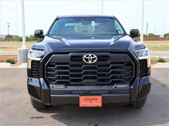 New 2024 Midnight Black Metallic Toyota SR5 (A10) 4x2 CrewMax 5.5 ft. box 145.7 in. WB image 2