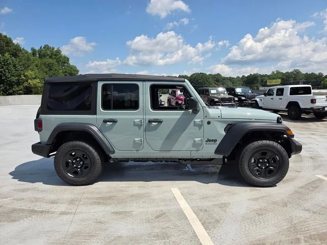 New 2026 Earl Clearcoat Jeep Sport image 10