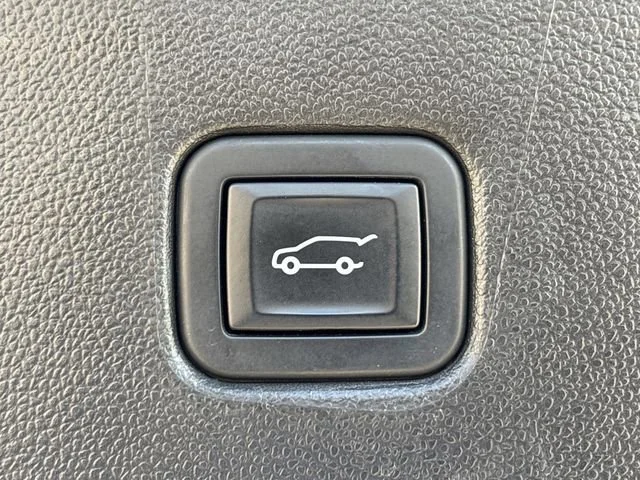 Used 2023 Black Chevrolet 2LT image 30