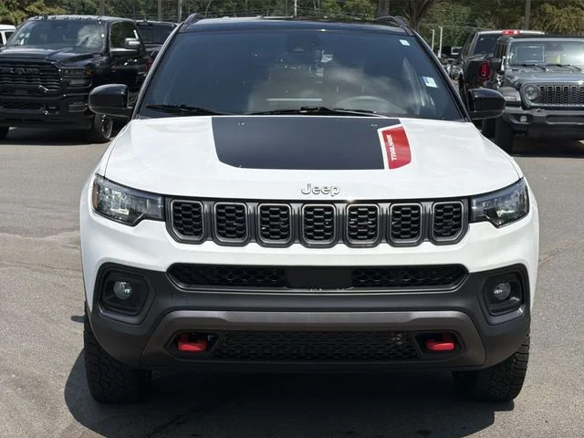 Used 2025 White Jeep Trailhawk image 16