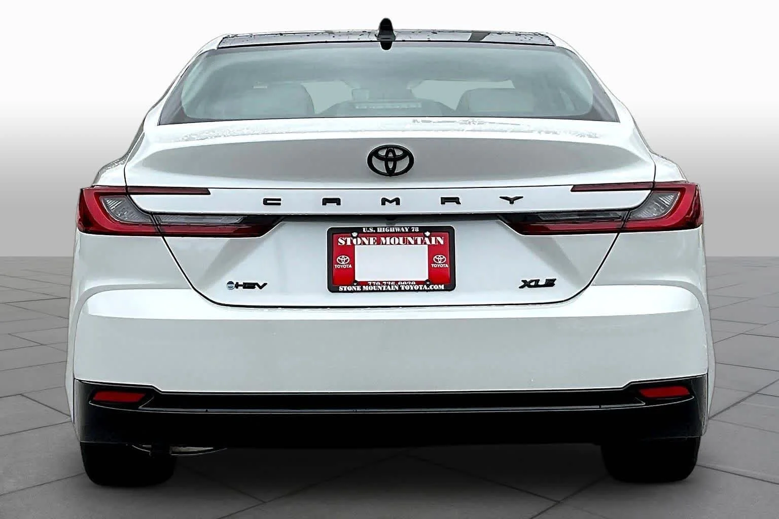 New 2026 Wind Chill Pearl Toyota XLE image 4