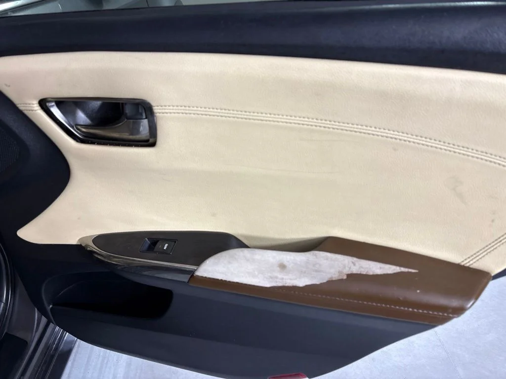 Used 2015 Gray Toyota XLE Touring image 17