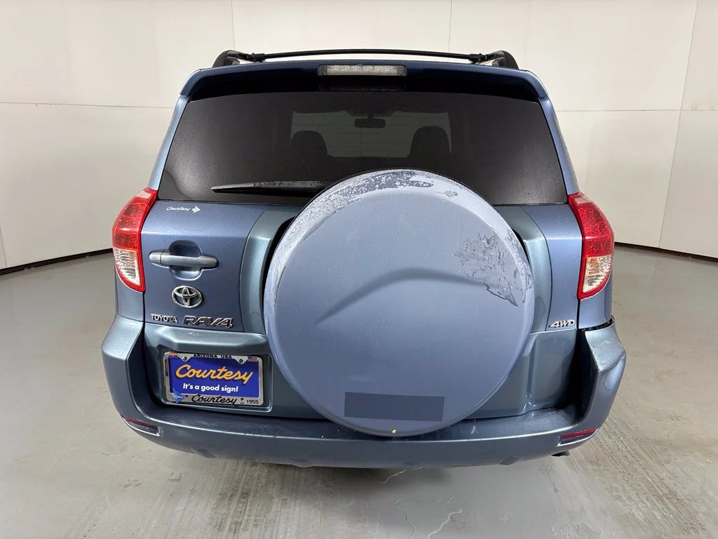Used 2007 Blue Toyota Sport image 7