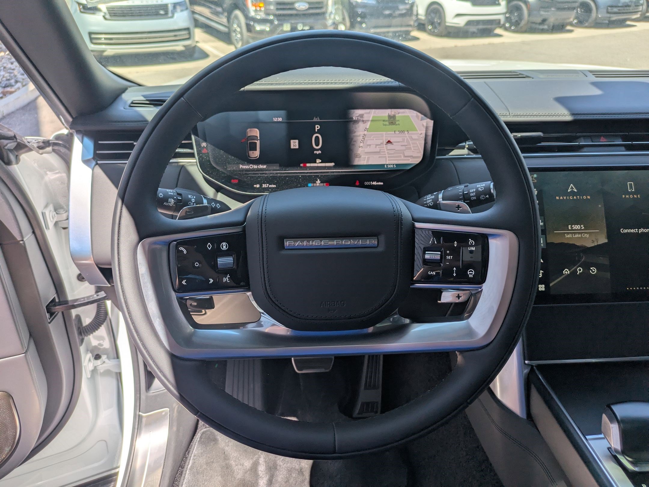 New 2025 Ostuni Pearl White Land Rover SV image 15