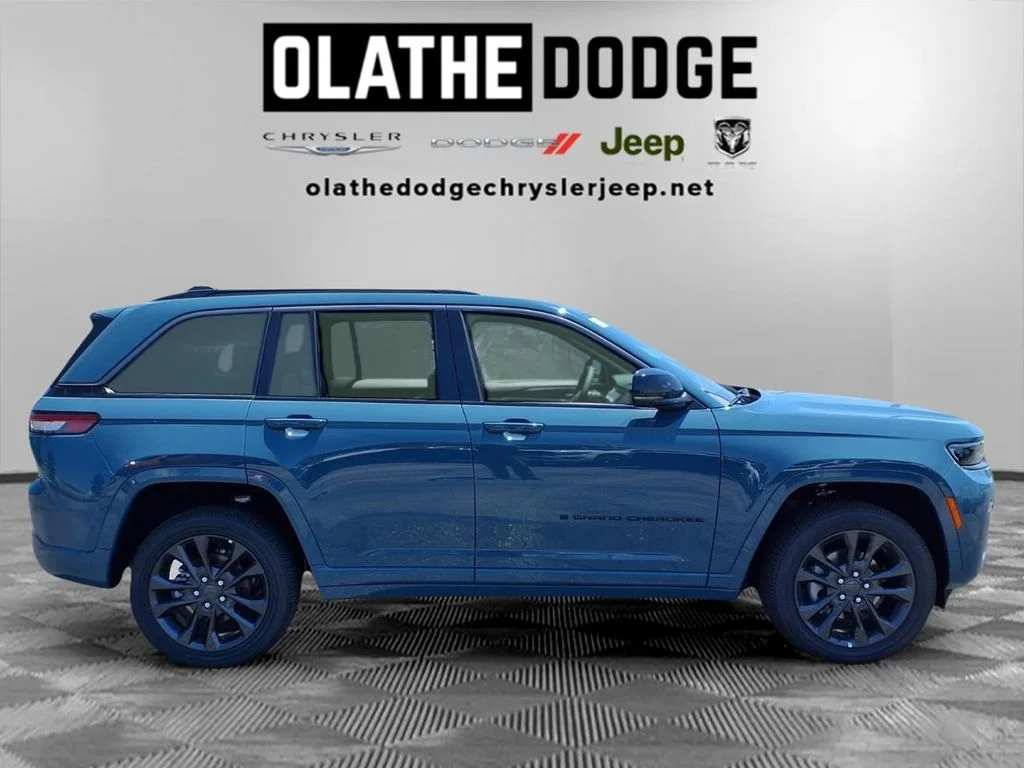 New 2026 Steel Blue Jeep Limited Reserve image 26