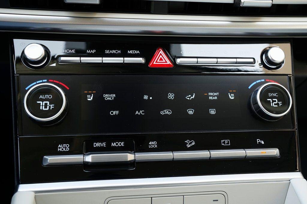 New 2026 Shimmering Silver Hyundai SEL image 20