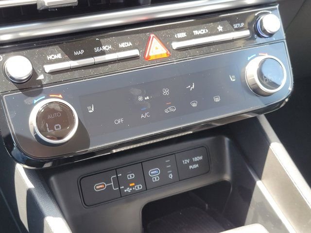 New 2026 White Hyundai SEL Premium FWD image 15