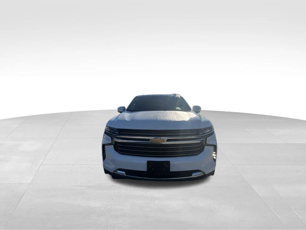 Used 2021 White Chevrolet LT image 9