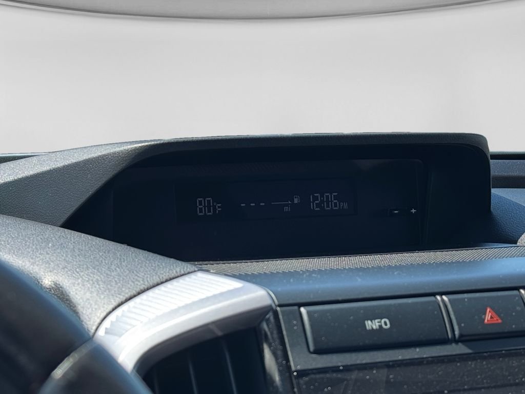 Used 2021 Ice Silver Metallic Subaru Premium image 15