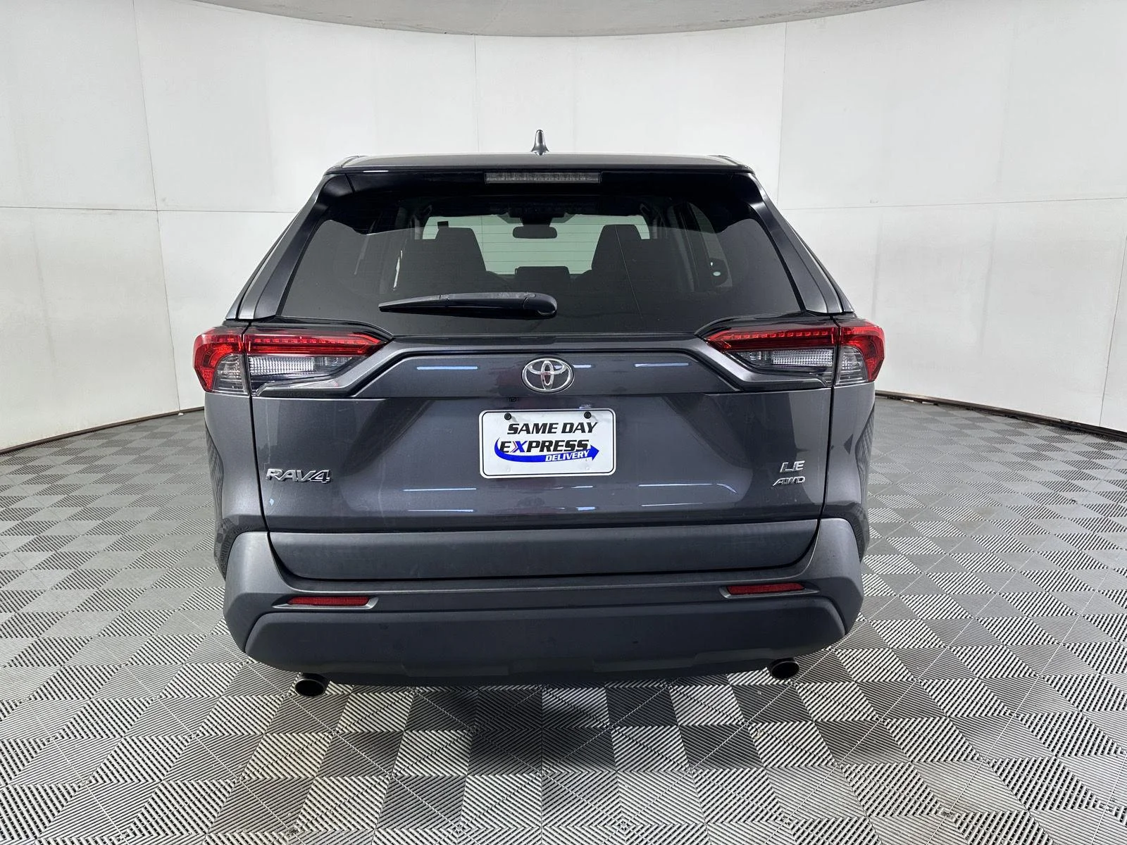Used 2022 Magnetic Gray Metallic Toyota LE image 23