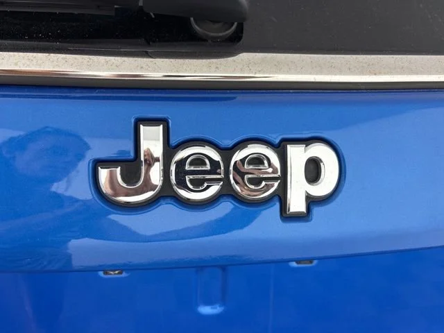 Used 2018 Laser Blue Jeep Limited image 44