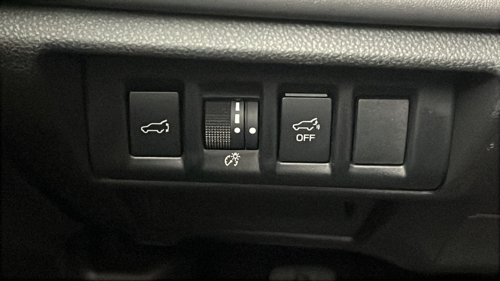 Used 2025 Crystal White Pearl Subaru Wilderness image 33