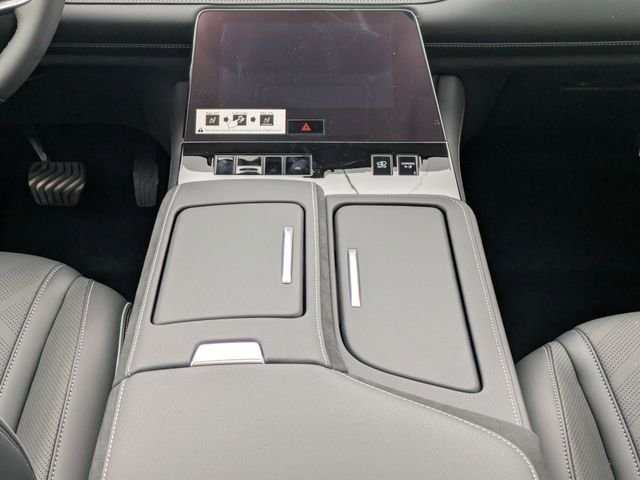 New 2026 BLACK OBSIDIAN INFINITI Luxe 2WD image 20