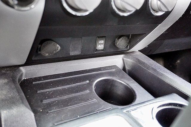 Used 2014  Toyota SR5 image 26