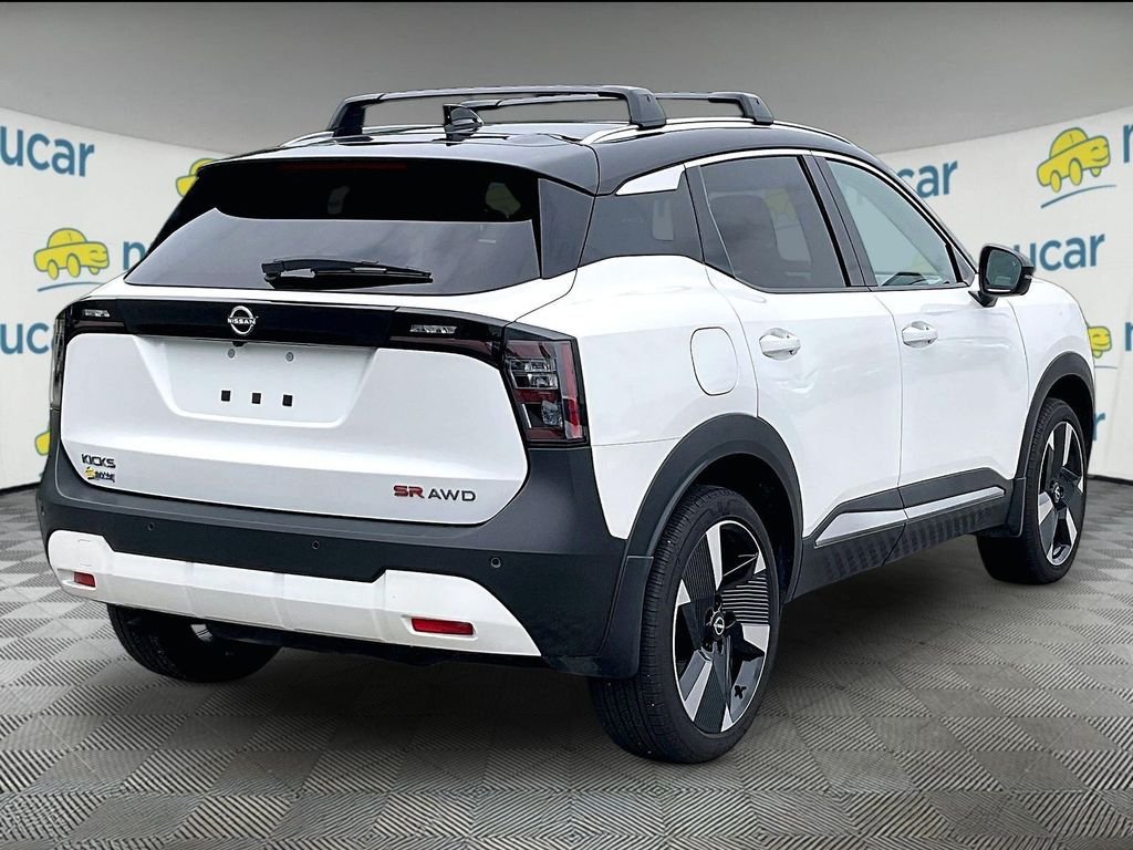Used 2025 Aspen White Tricoat Nissan SR image 6