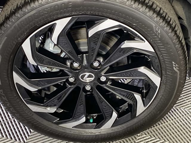 Used 2025 Black Lexus 300h F SPORT Design image 30