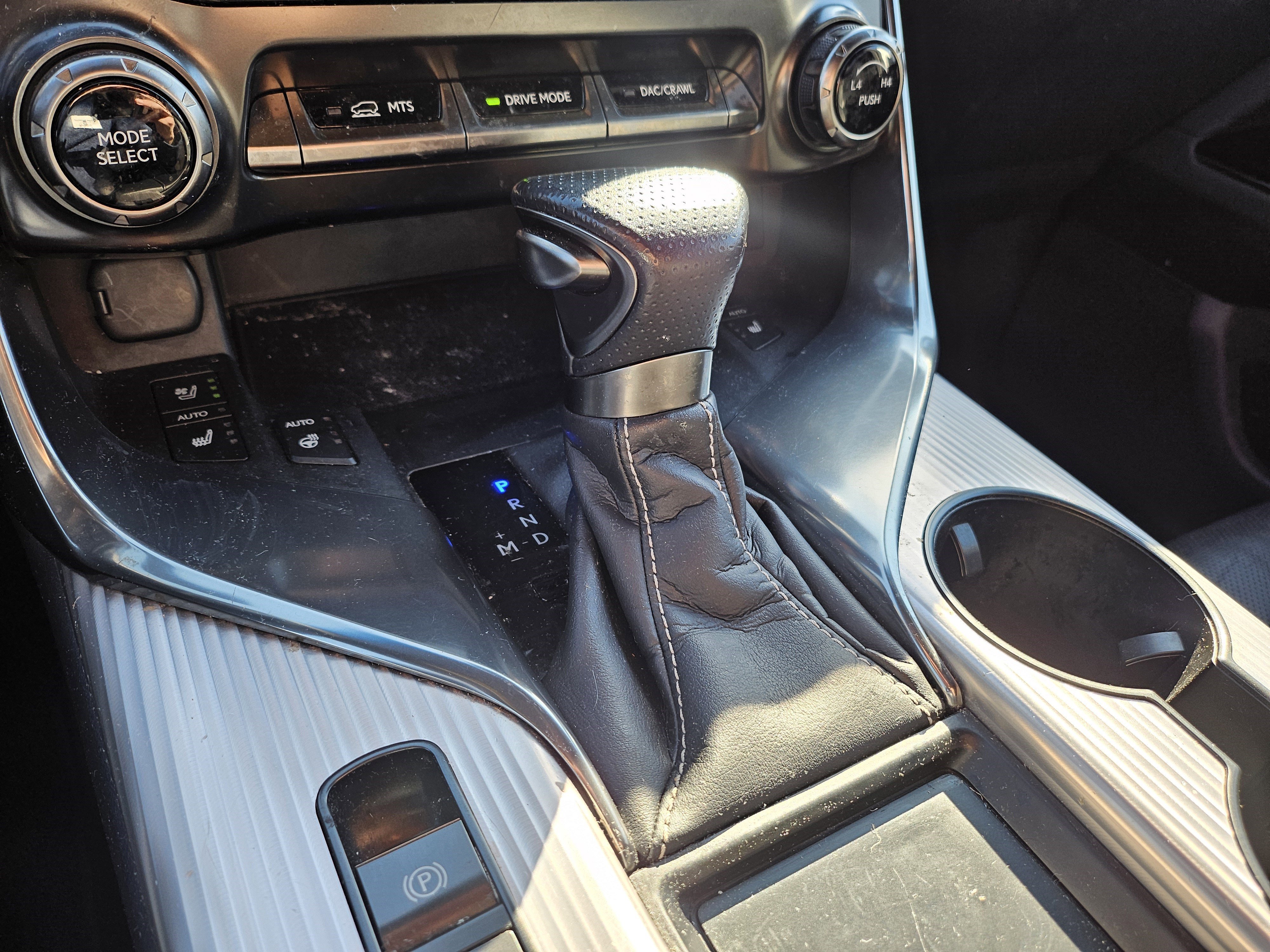 Used 2023 Ultra White Lexus 600 F SPORT image 14