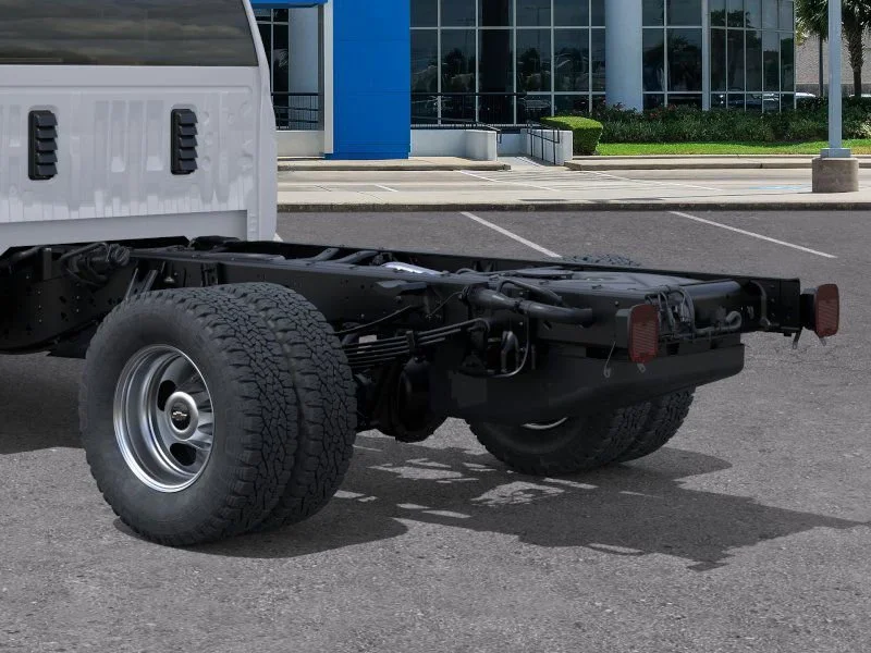 New 2025 Summit White Chevrolet Work Truck image 14