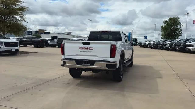 2026 GMC Sierra 2500HD SLT - Photo 8