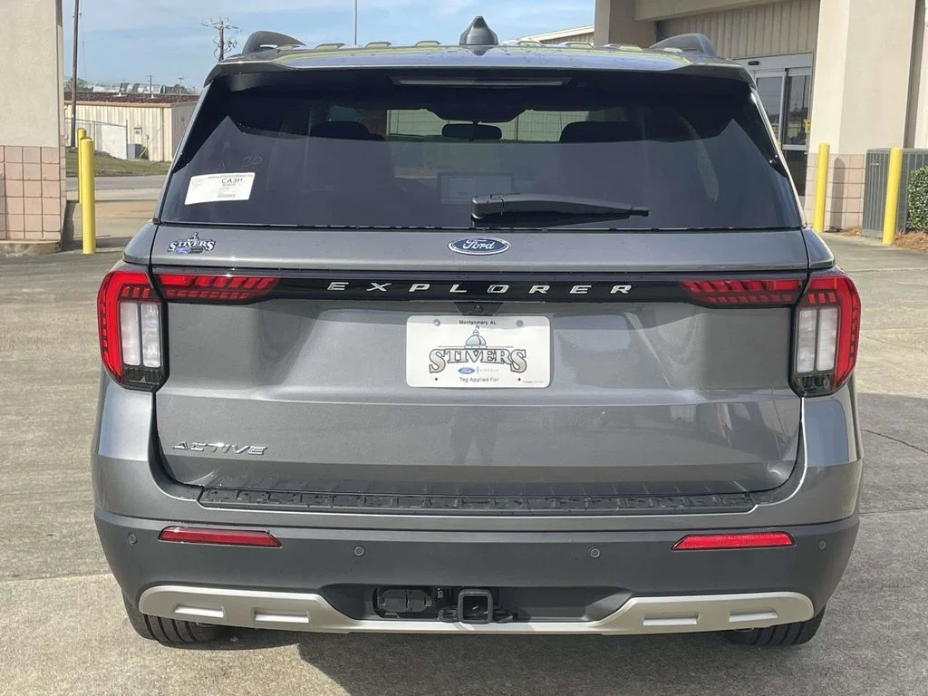 New 2026 Gray Ford Active image 4