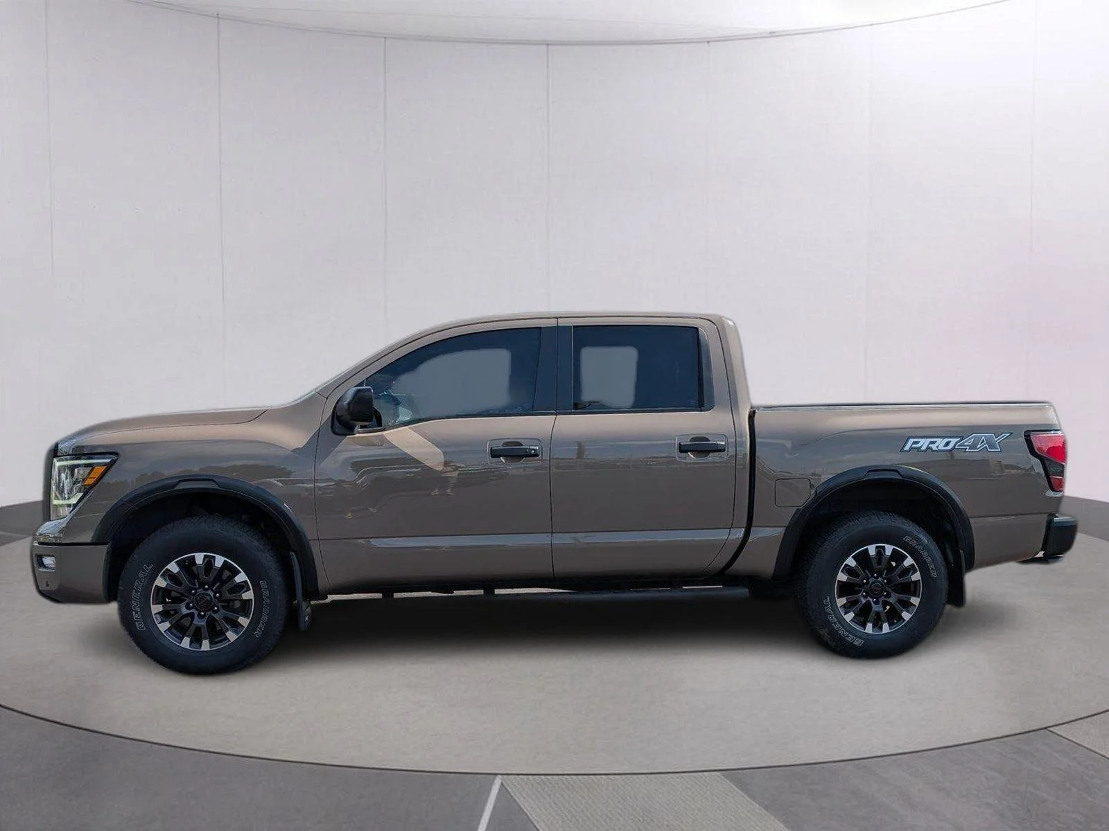 Used 2021 Baja Storm Nissan PRO-4X image 2
