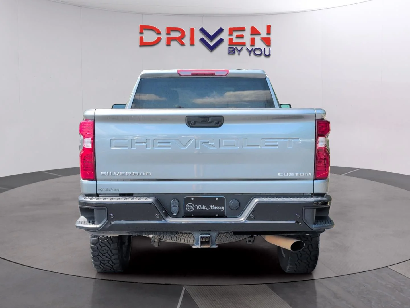 Used 2024 Sterling Gray Metallic Chevrolet Custom image 4