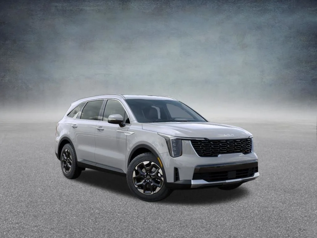 New 2026 Wolf Gray Kia S image 8