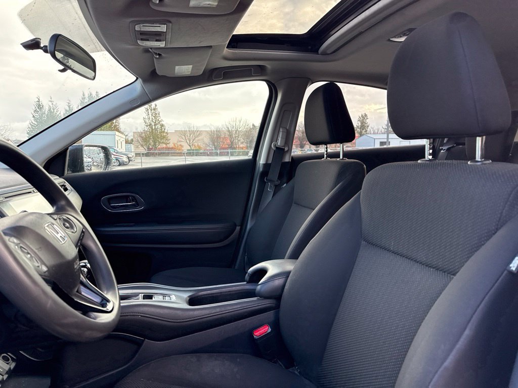 Used 2018 Mulberry Metallic Honda EX image 9