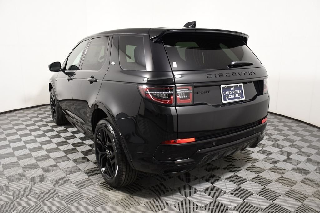 New 2026 Santorini Blk Land Rover Landmark image 4