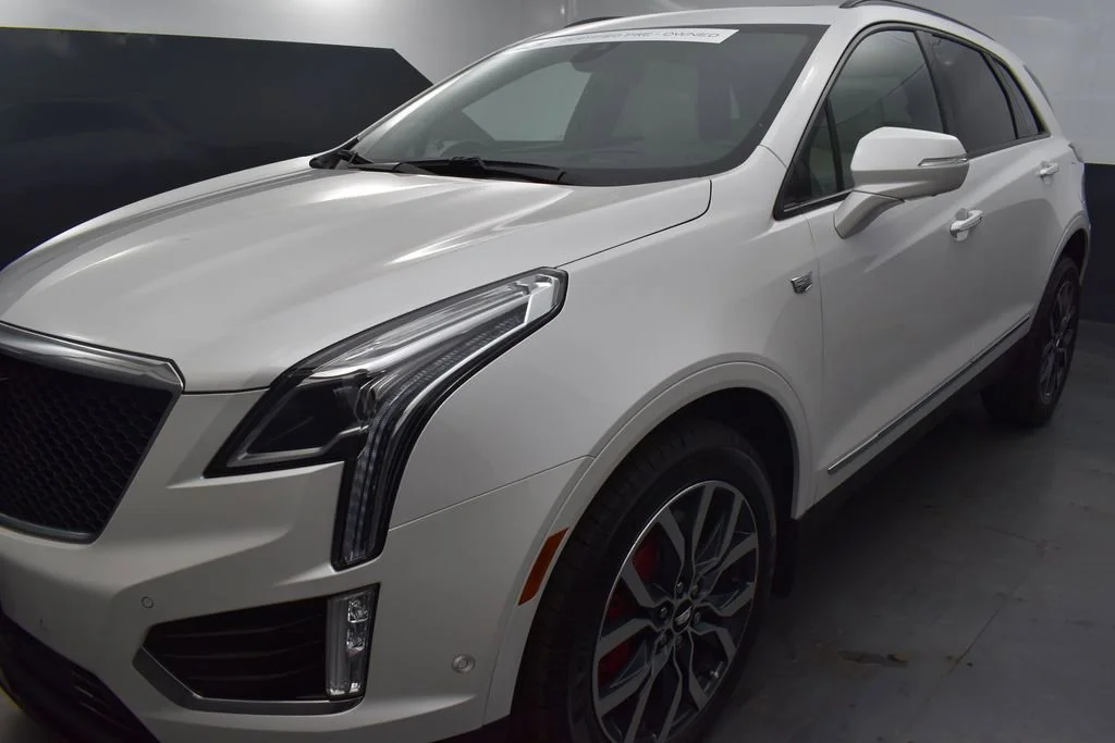 Certified Used 2023 Crystal White Tricoat Cadillac Sport image 37