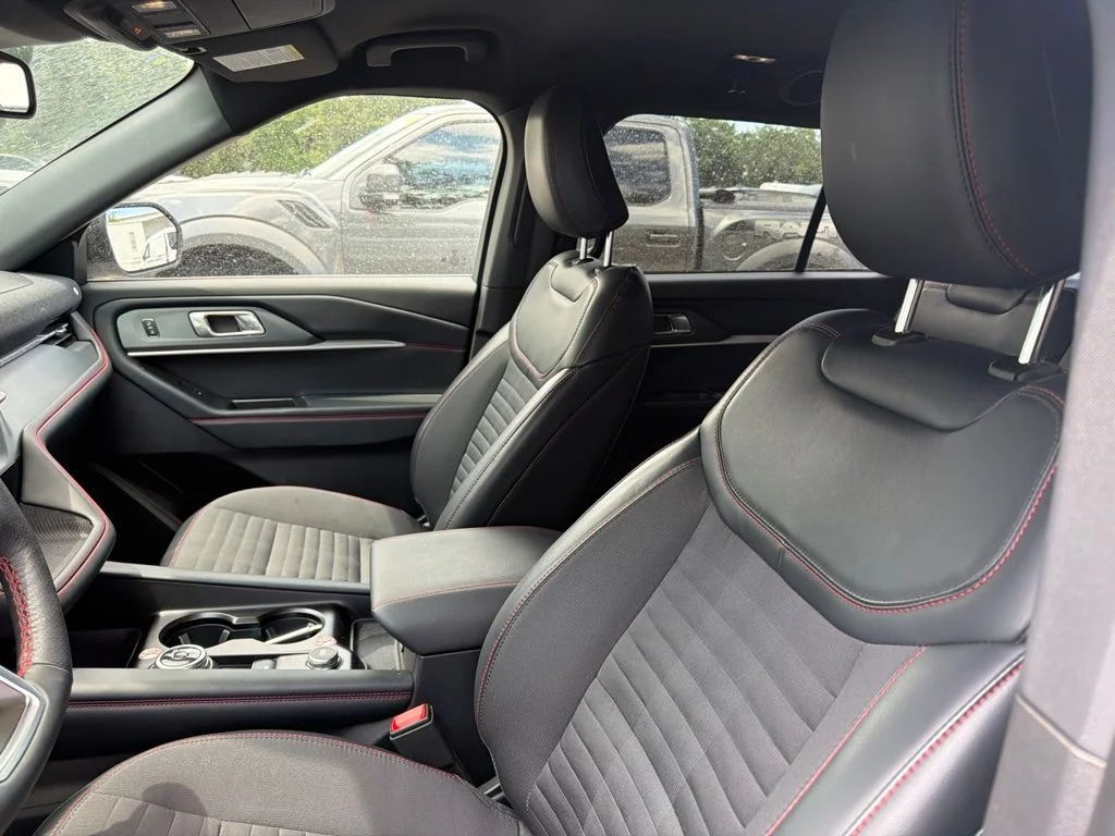 Used 2026 White Metallic Ford ST-Line image 10