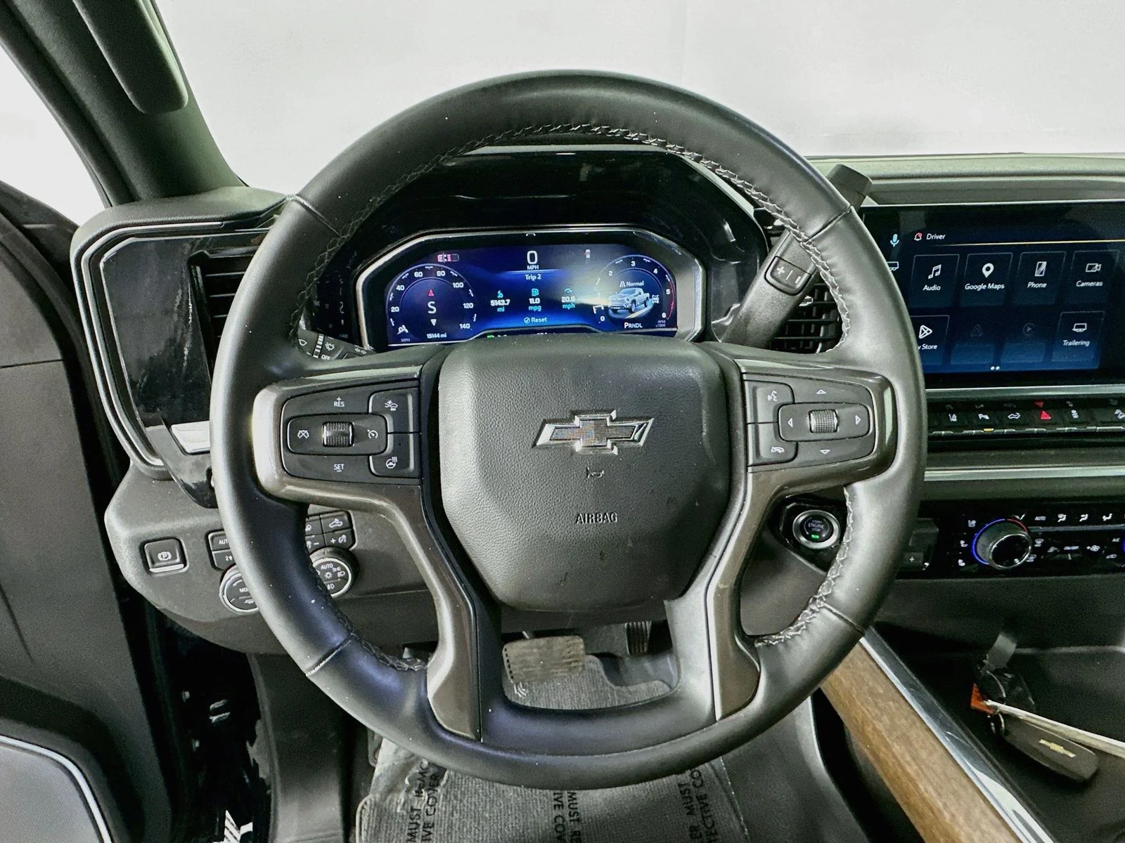 Used 2025 Black Chevrolet High Country image 12