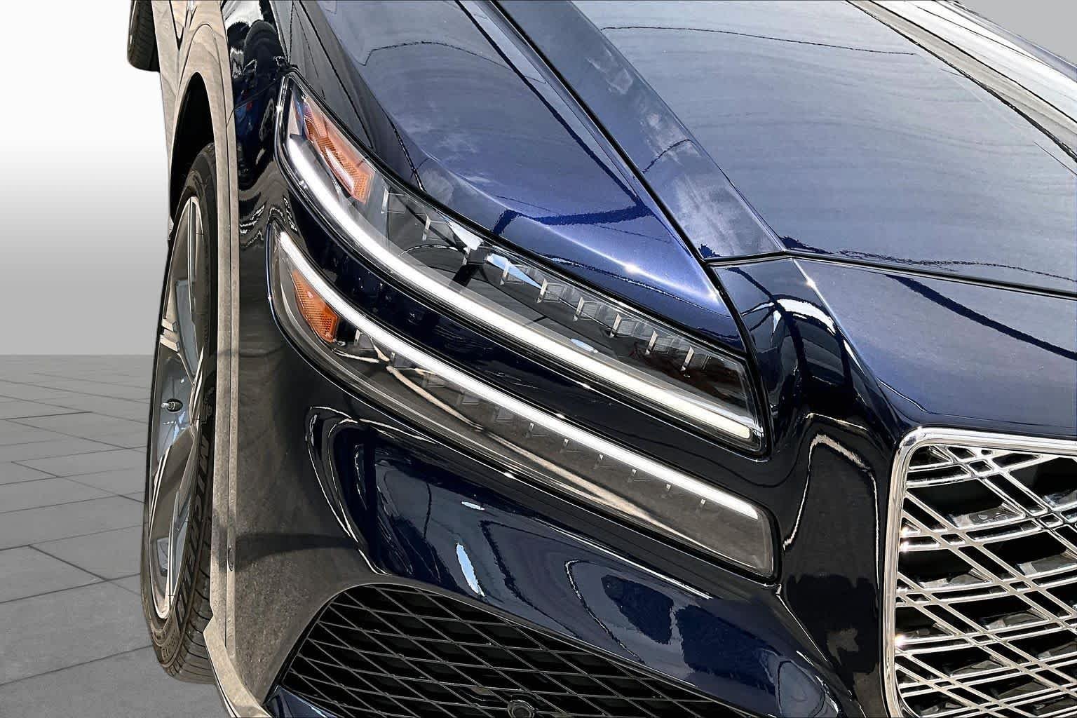 Used 2025 Capri Blue Genesis 3.5T Prestige image 28