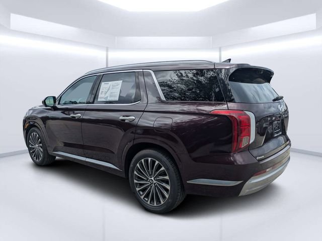 Used 2023 Red Hyundai Calligraphy image 5