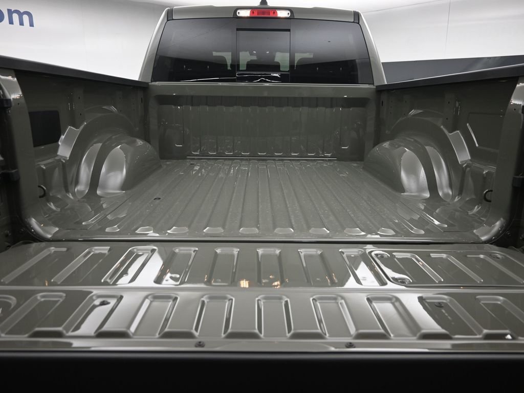 New 2026 Canyon Lake Exterior Paint RAM Laramie image 11