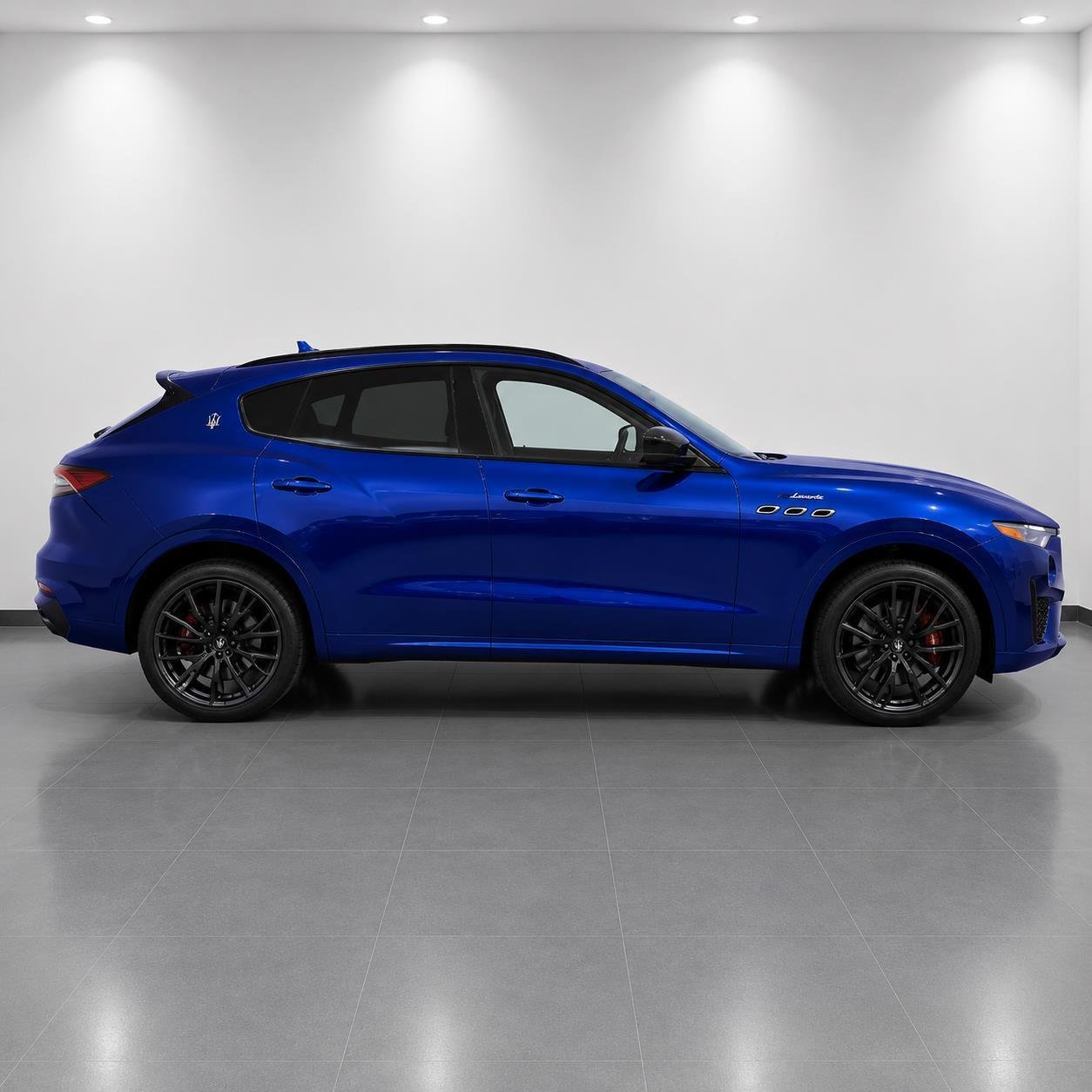 Used 2022 Blu Emozione Metallic Maserati Modena image 6