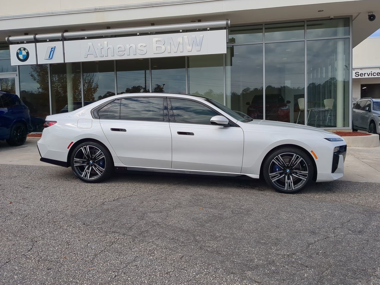 2025 BMW 7 Series 740i - Photo 9