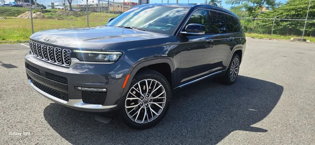 2023 Jeep Grand Cherokee L Summit Reserve 4x4's photo