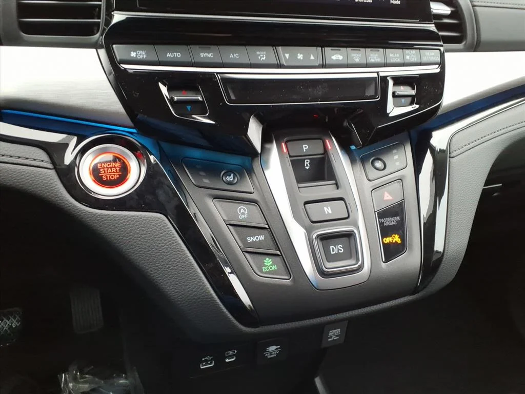 2026 Honda Odyssey Touring - Photo 13